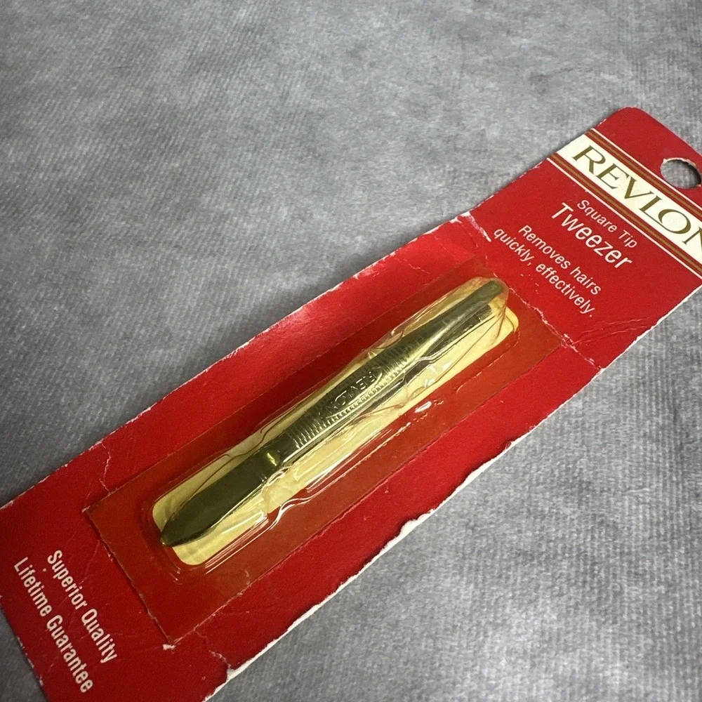 Revlon Square Tweezer 2327-10 NOS New In Package